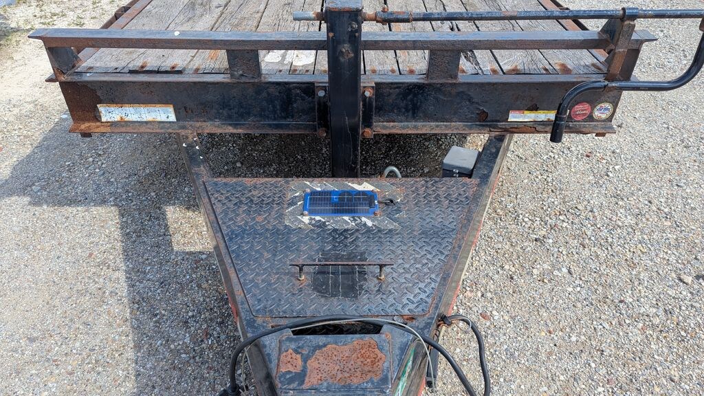 Used 2017 Sure Trac ST82164TBE-B-160 Split Floor Equipment Equipment