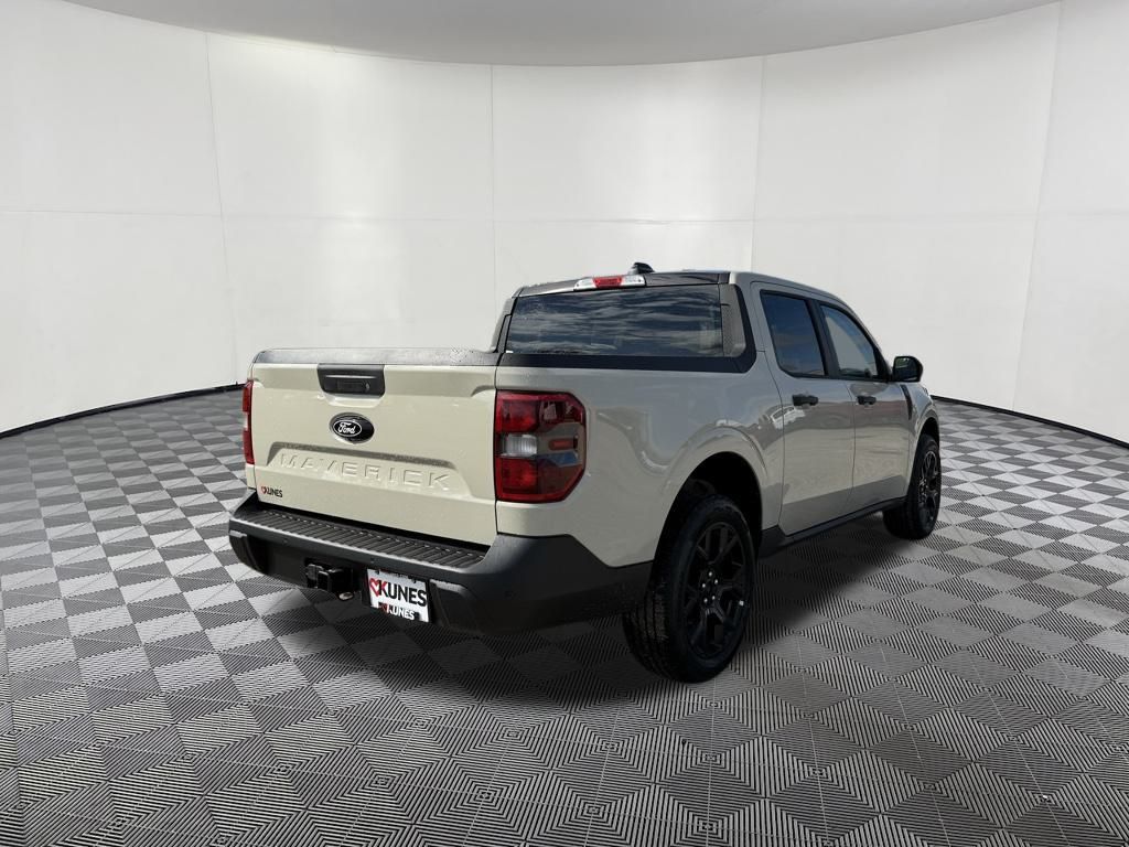 2025 Ford Maverick XLT photo 3