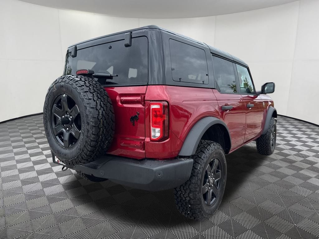 2025 Ford Bronco Big Bend photo 2