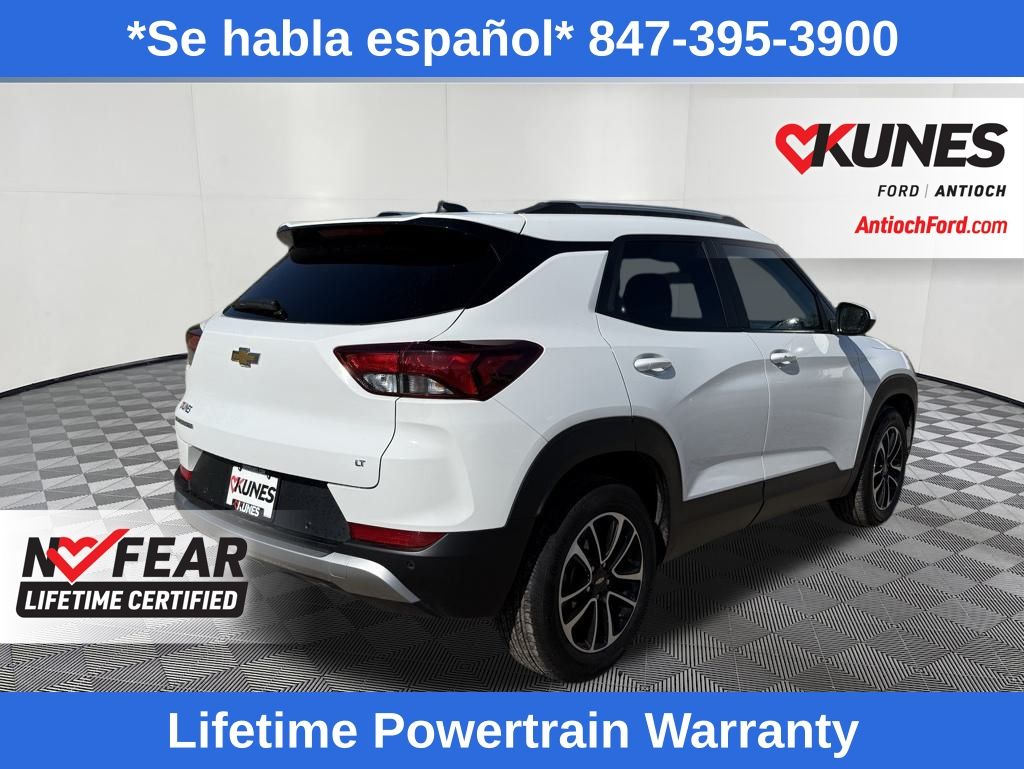 2024 Chevrolet Trailblazer LT photo 3