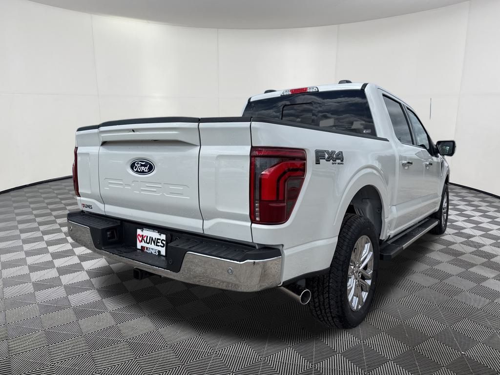 2025 Ford F-150 Lariat photo 3