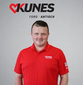 Staff member Taylor Bell from 5d83036208ac