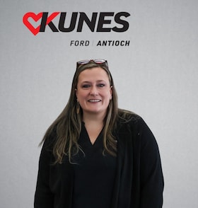 Staff member Kat Resch from ffd28960277a