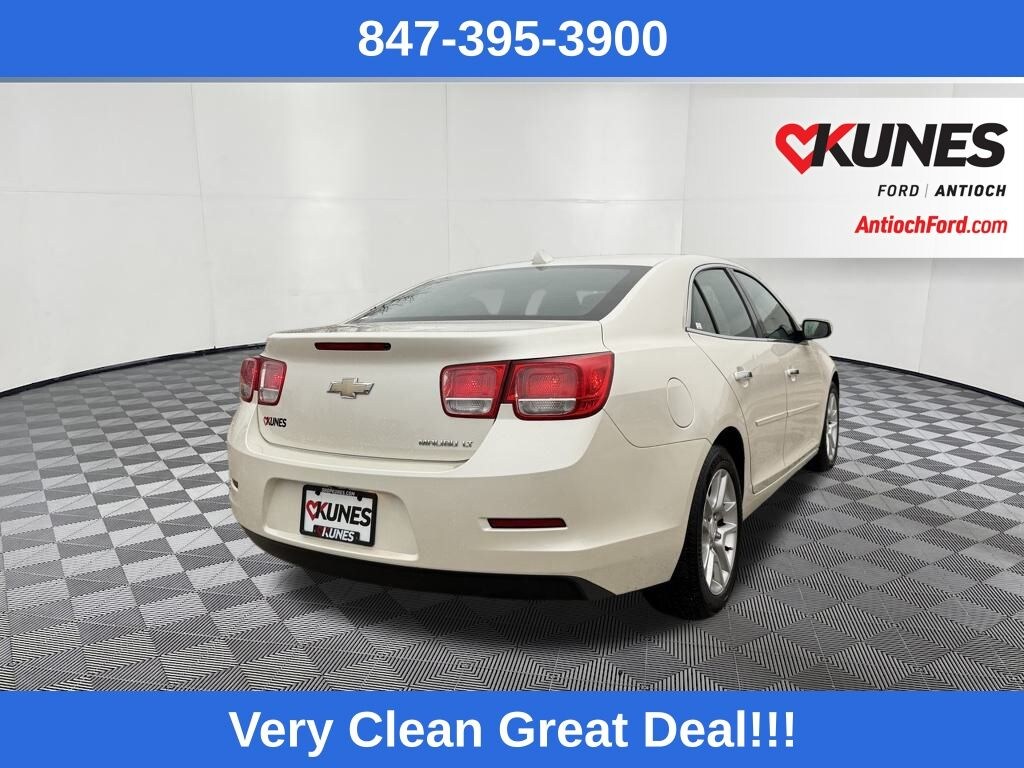 Used 2014 Chevrolet Malibu LT w/1LT Sedan