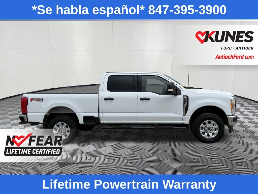 2023 Ford F-250 XLT photo 2