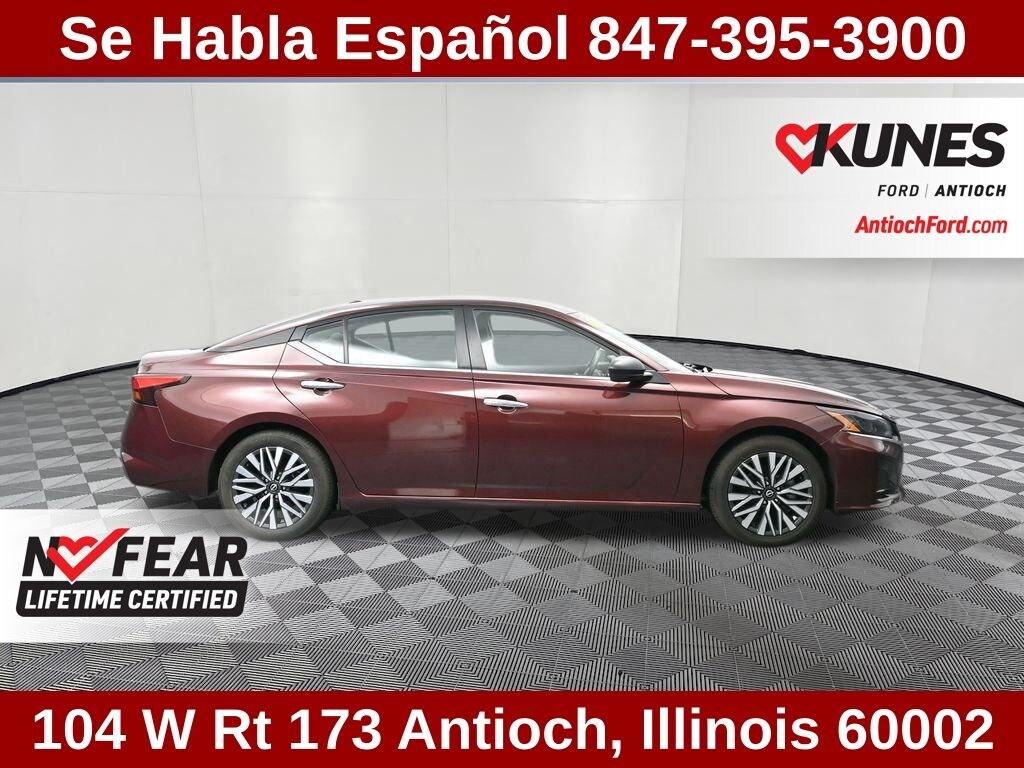 Used 2024 Nissan Altima 2.5 SV Sedan