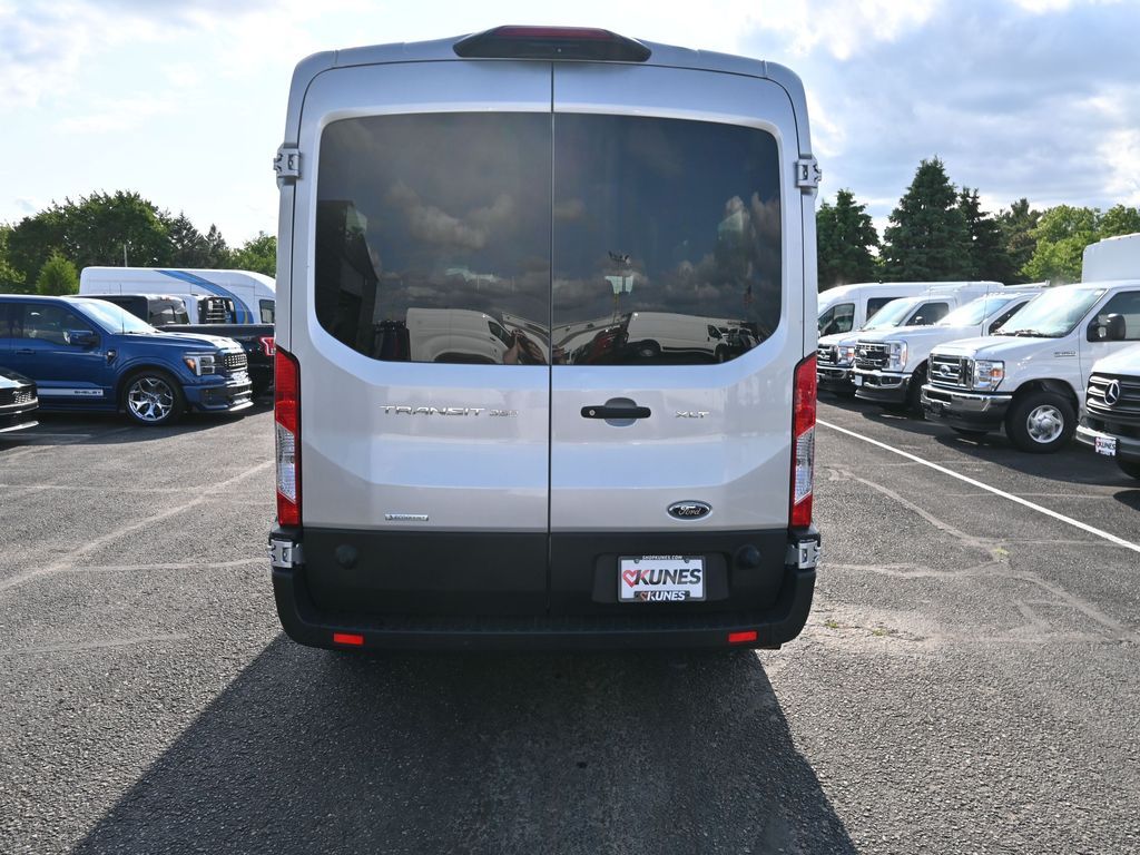 2024 Ford Transit photo 2