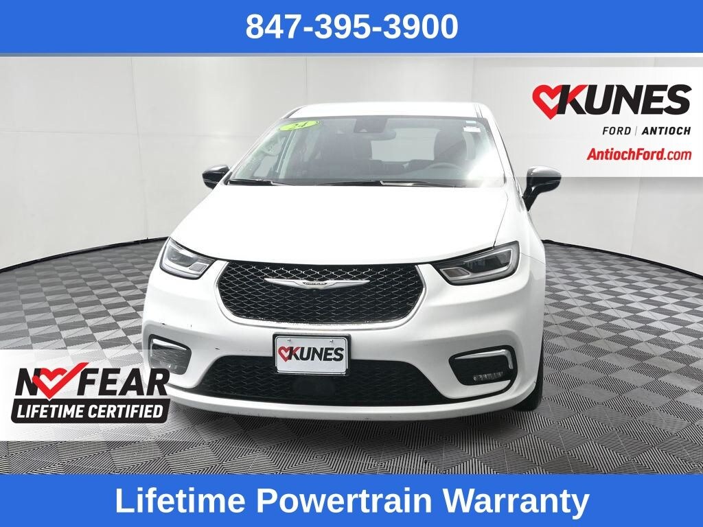 Used 2024 Chrysler Pacifica Touring L Van Passenger Van