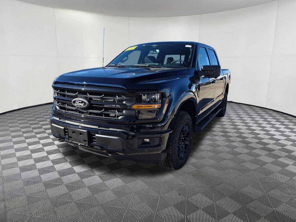 New 2025 Ford F-150 XLT Truck SuperCrew Cab
