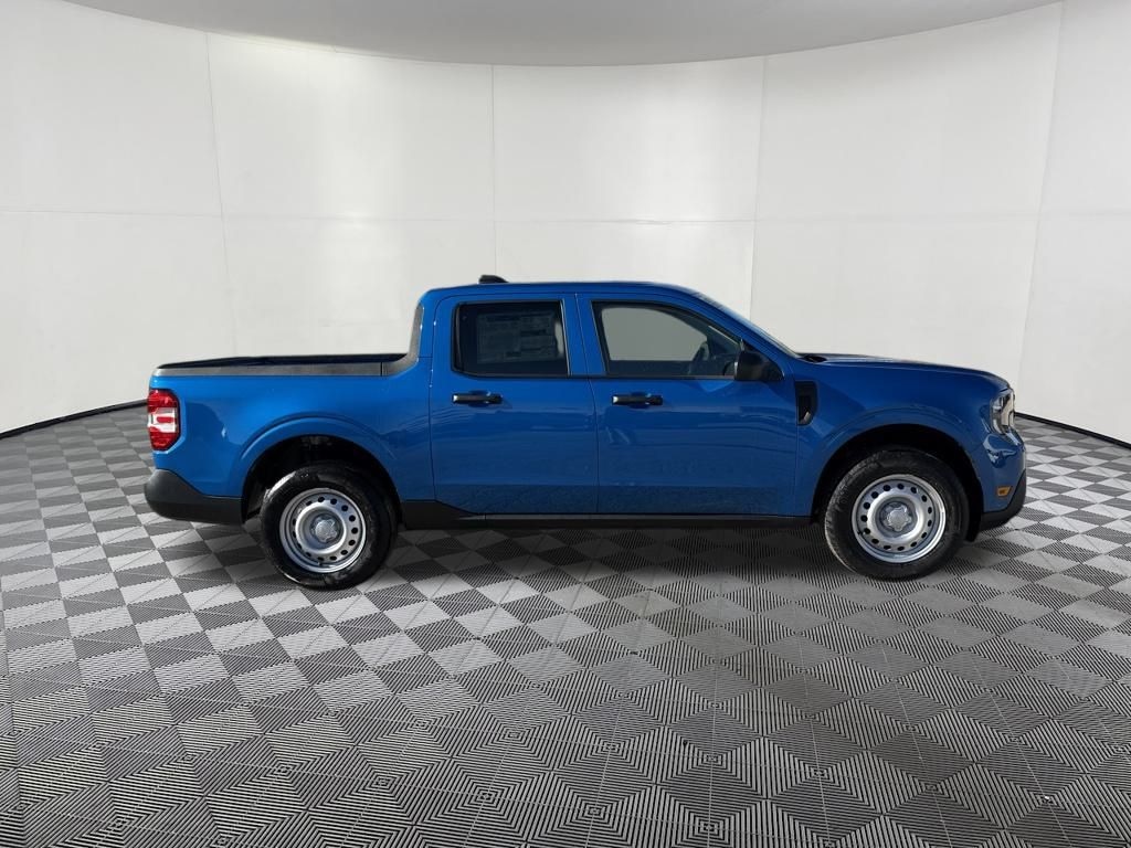 New 2025 Ford Maverick XL Truck SuperCrew