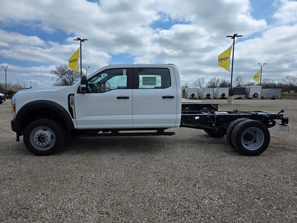 New 2026 Ford F-450 Chassis XL DRW Truck Crew Cab