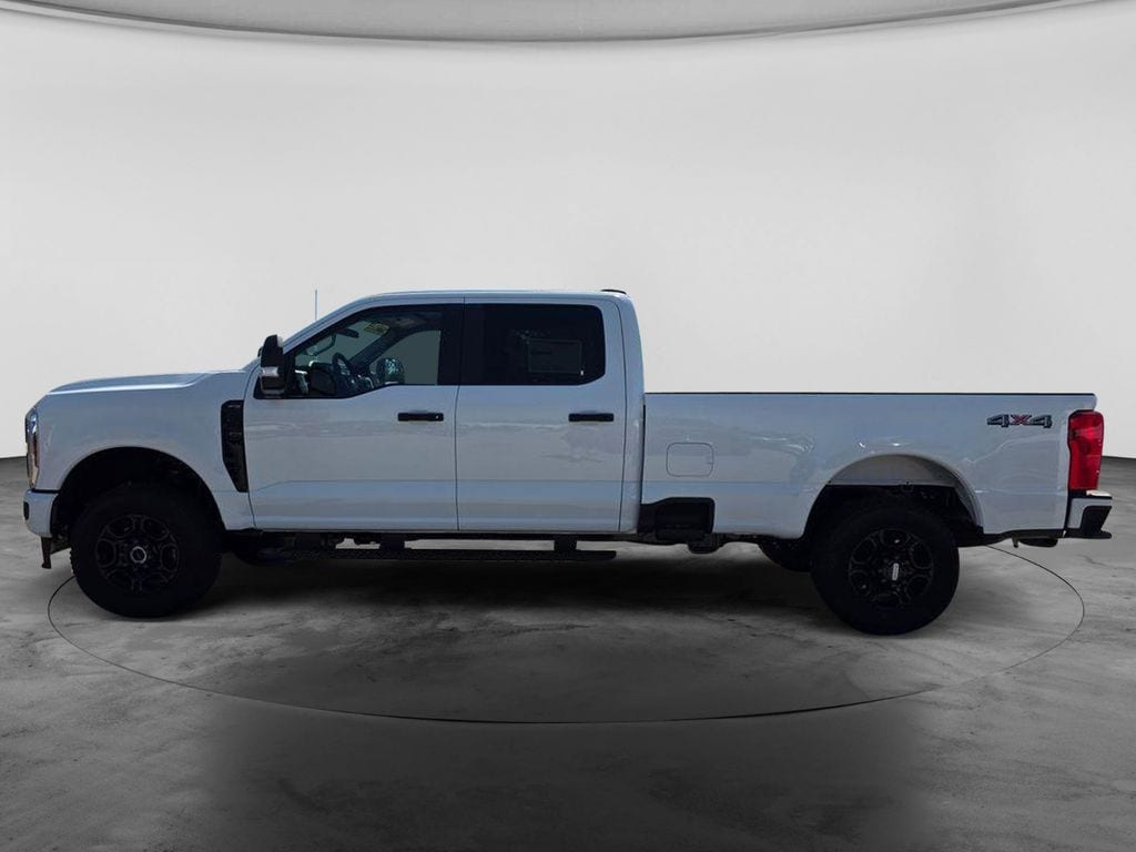 New 2026 Ford F-350 XL Truck Crew Cab