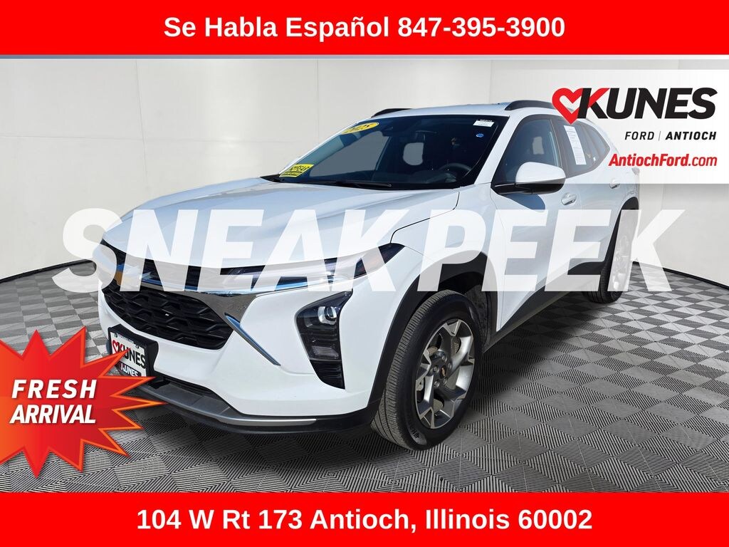 Used 2025 Chevrolet Trax LT SUV