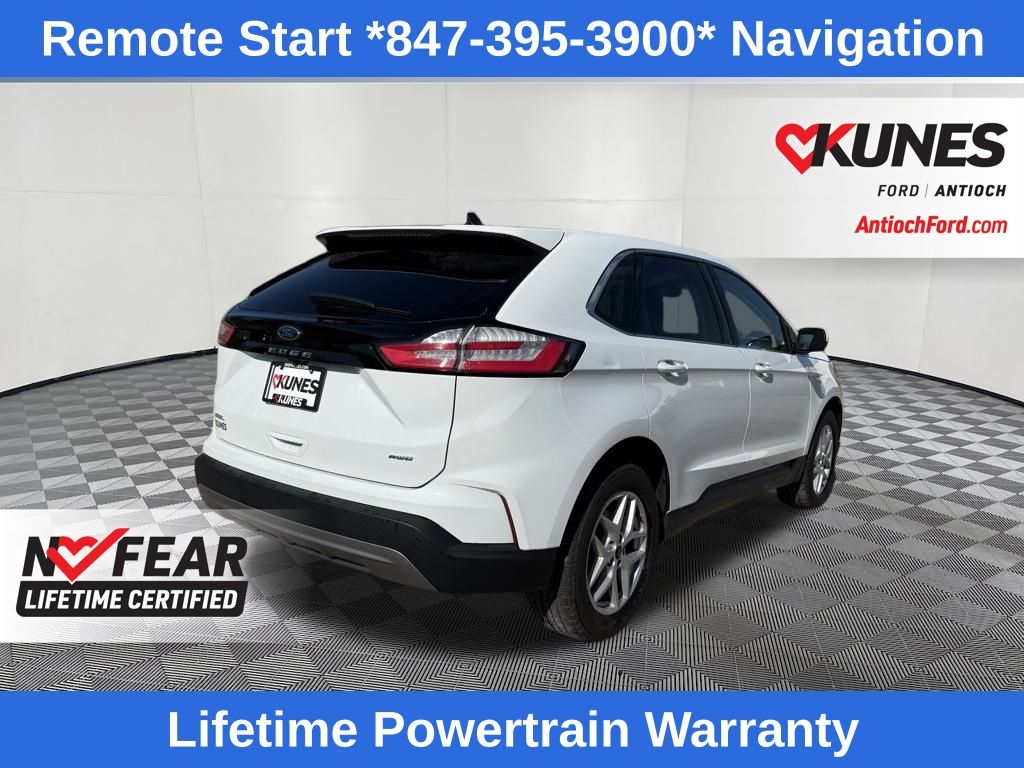 2024 Ford Edge SEL photo 3