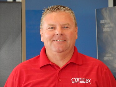 Staff member Vinny Popkin from ID_f0d7fa5e9022