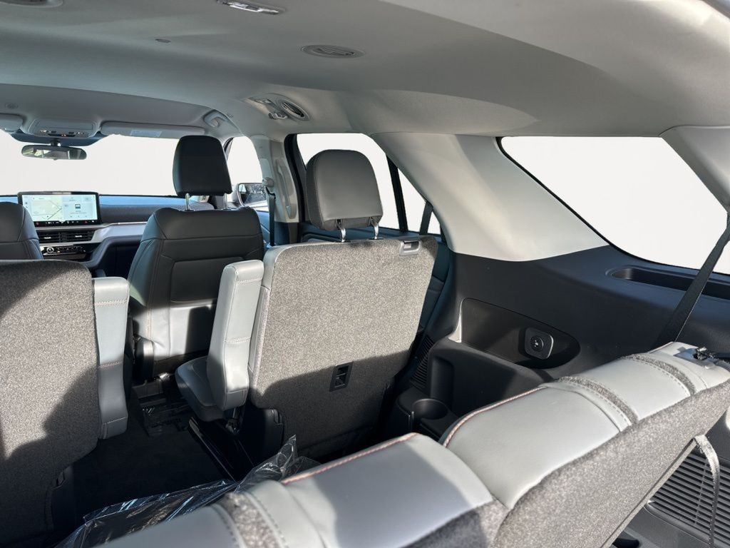 2026 Ford Explorer Active - Photo 22