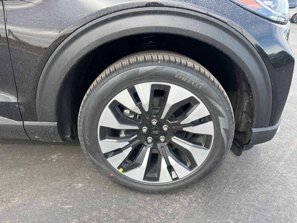 New 2026 Ford Explorer Platinum SUV