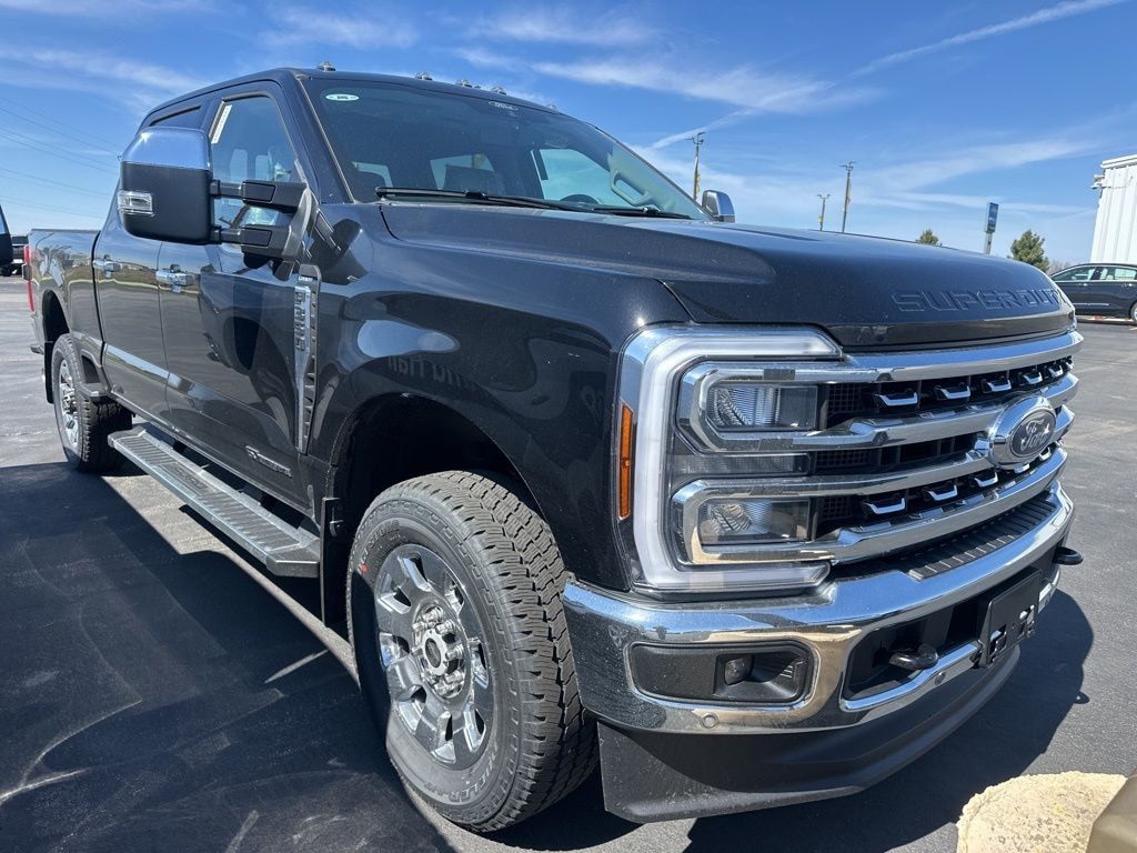 New 2026 Ford F-350SD Lariat Truck