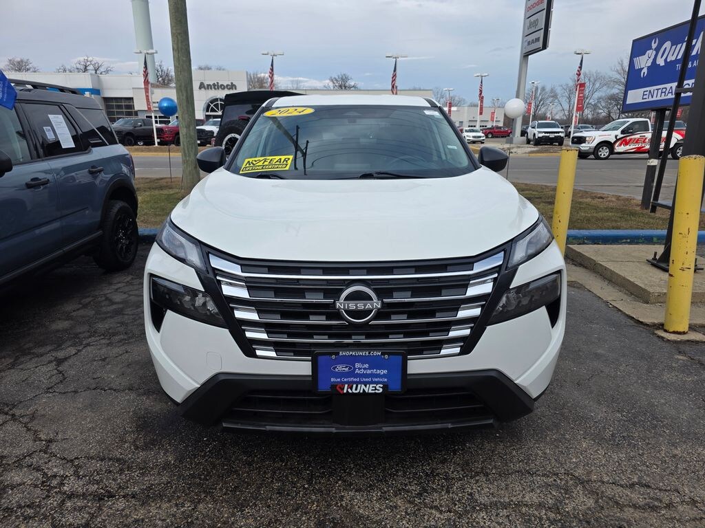 Used 2024 Nissan Rogue S SUV