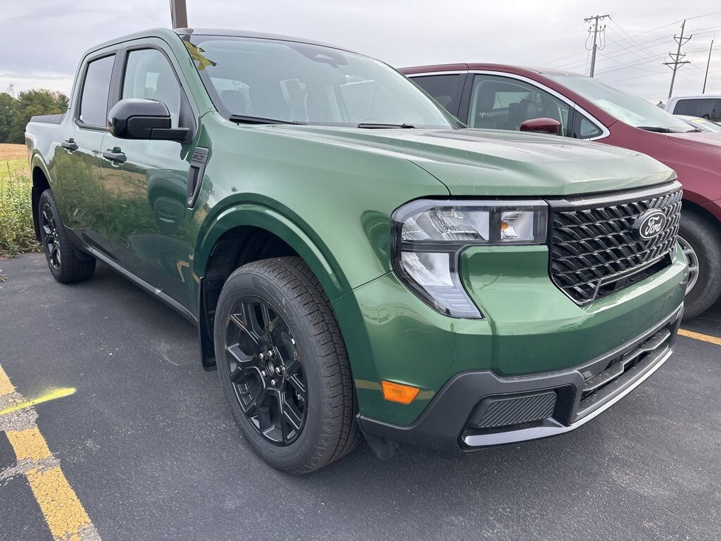 New 2025 Ford Maverick XLT Truck