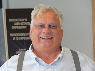 Staff member Jeff Elliot from ID_f0d7fa5e9022