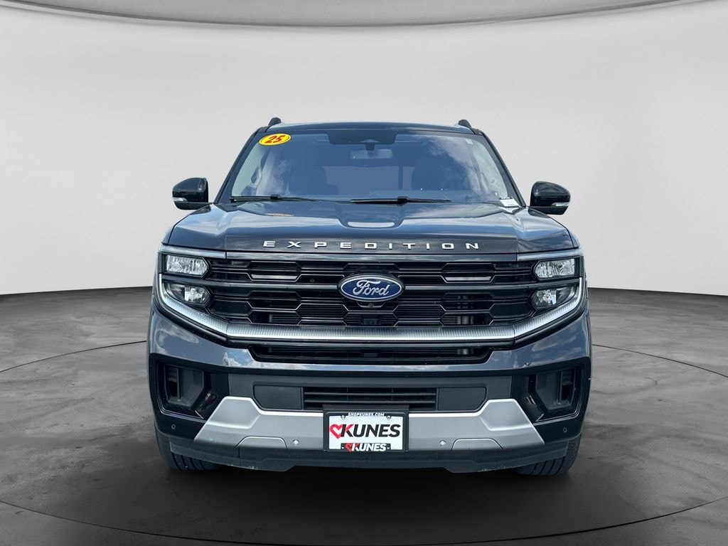 Used 2025 Ford Expedition Max Platinum SUV