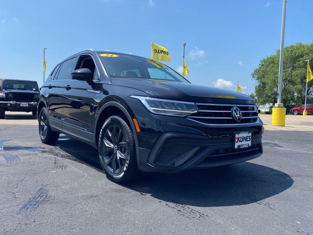 Used 2024 Volkswagen Tiguan  SUV