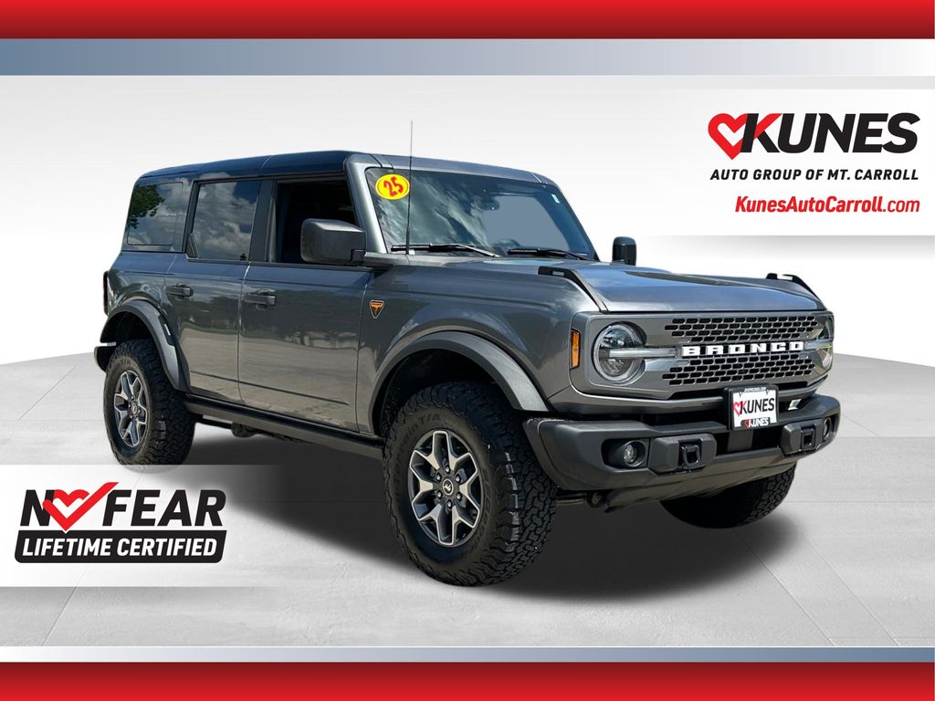 2025 Ford Bronco Badlands 4x4's photo
