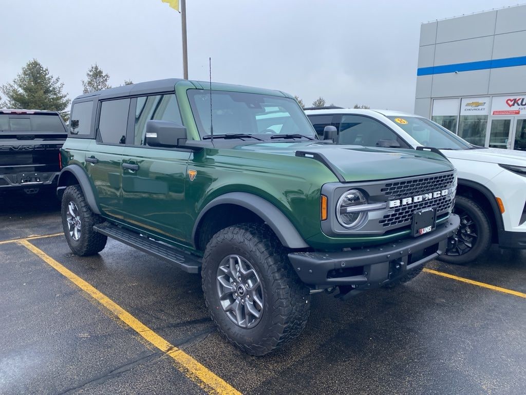 New 2025 Ford Bronco Badlands SUV