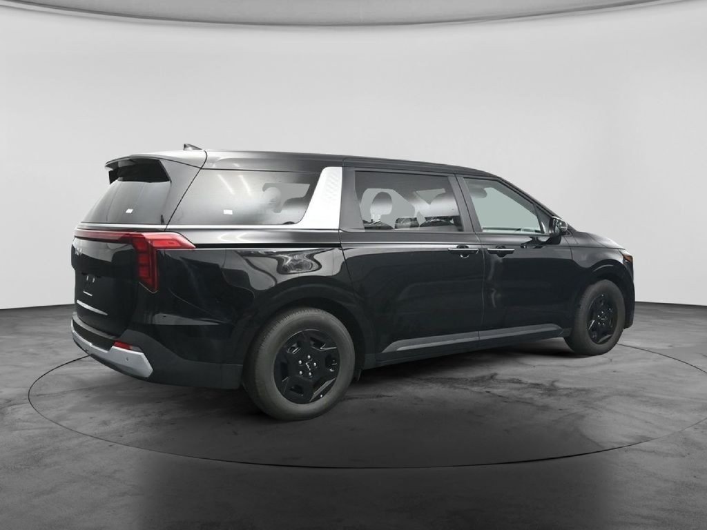Used 2026 Kia Carnival LXS Minivan/Van