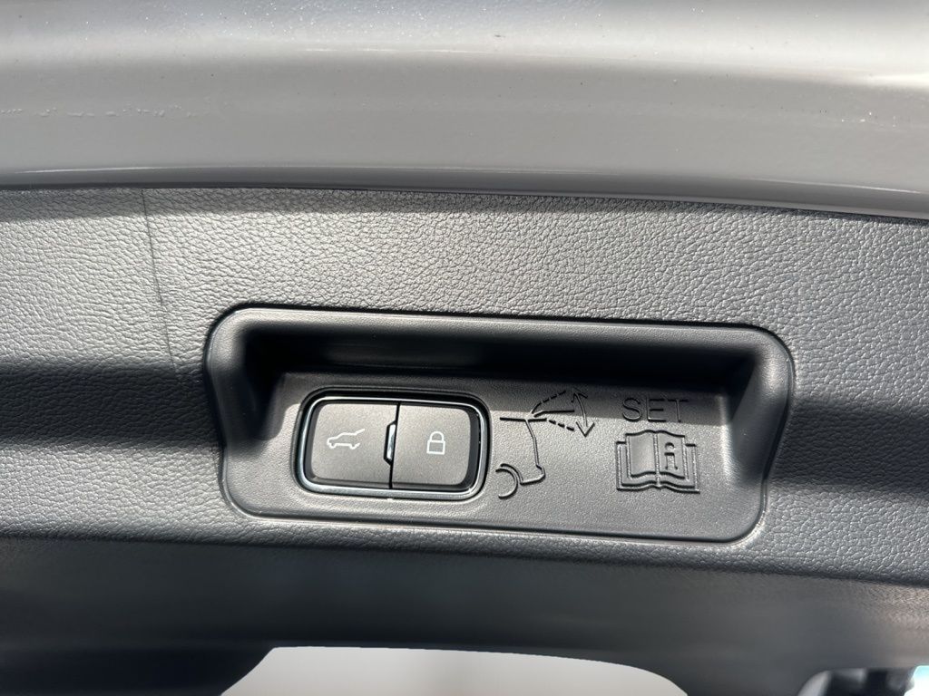 2026 Ford Explorer Active - Photo 24