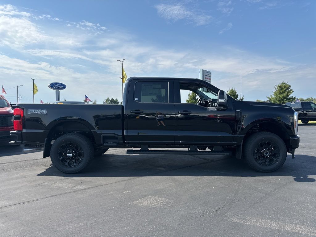 2026 Ford F-250 photo 3