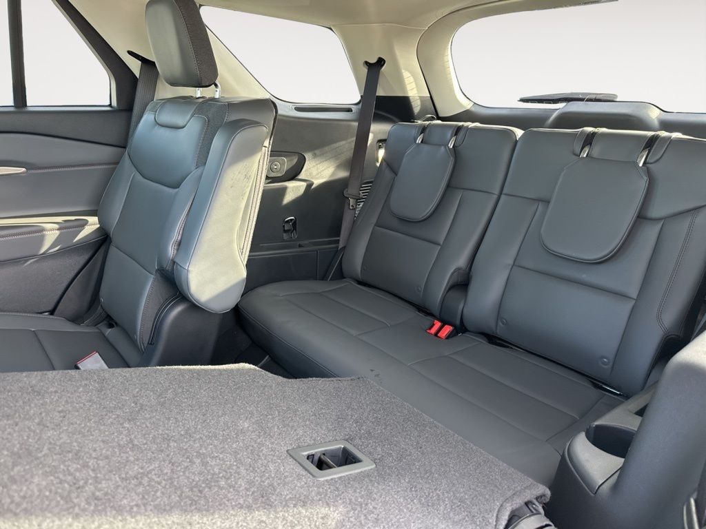 2026 Ford Explorer Active - Photo 36