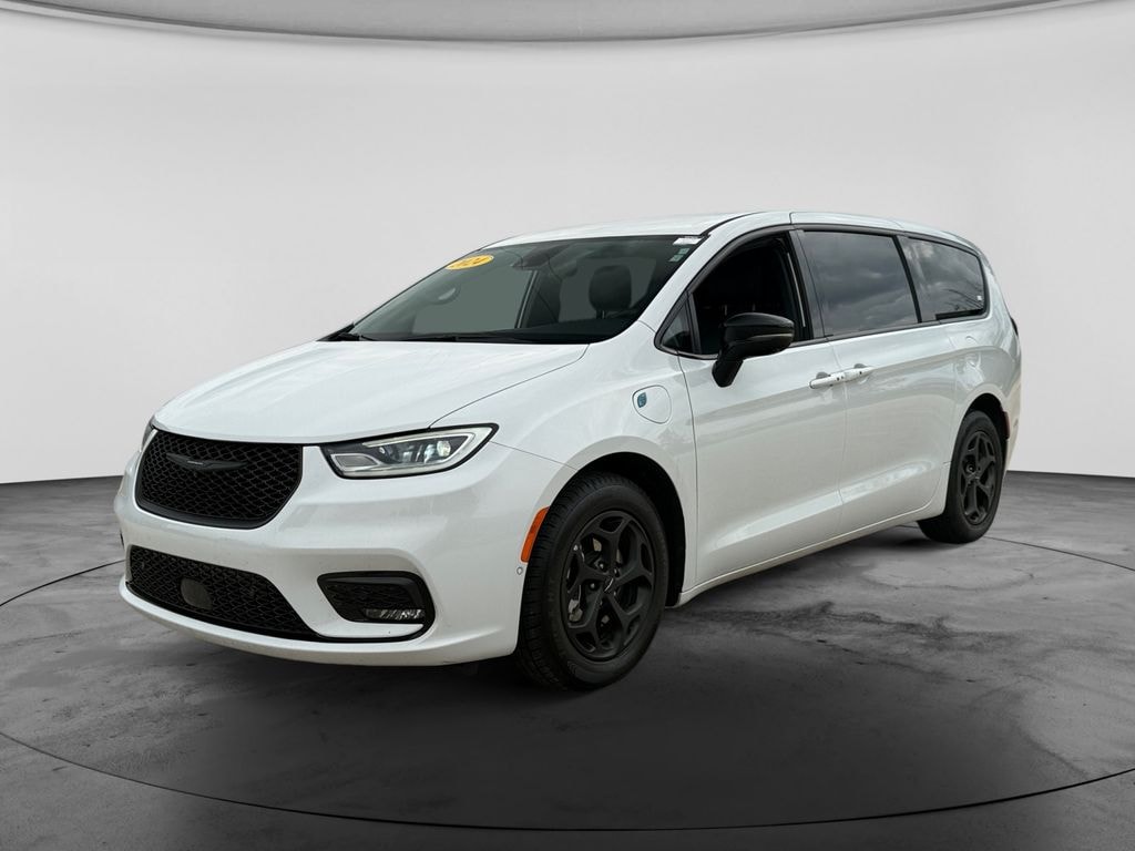 Certified 2024 Chrysler Pacifica Hybrid Select S Appearance Minivan/Van