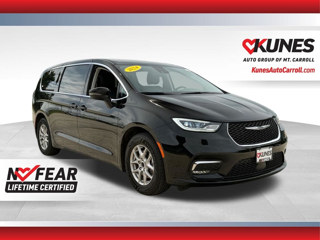 Certified 2024 Chrysler Pacifica Touring L Minivan/Van
