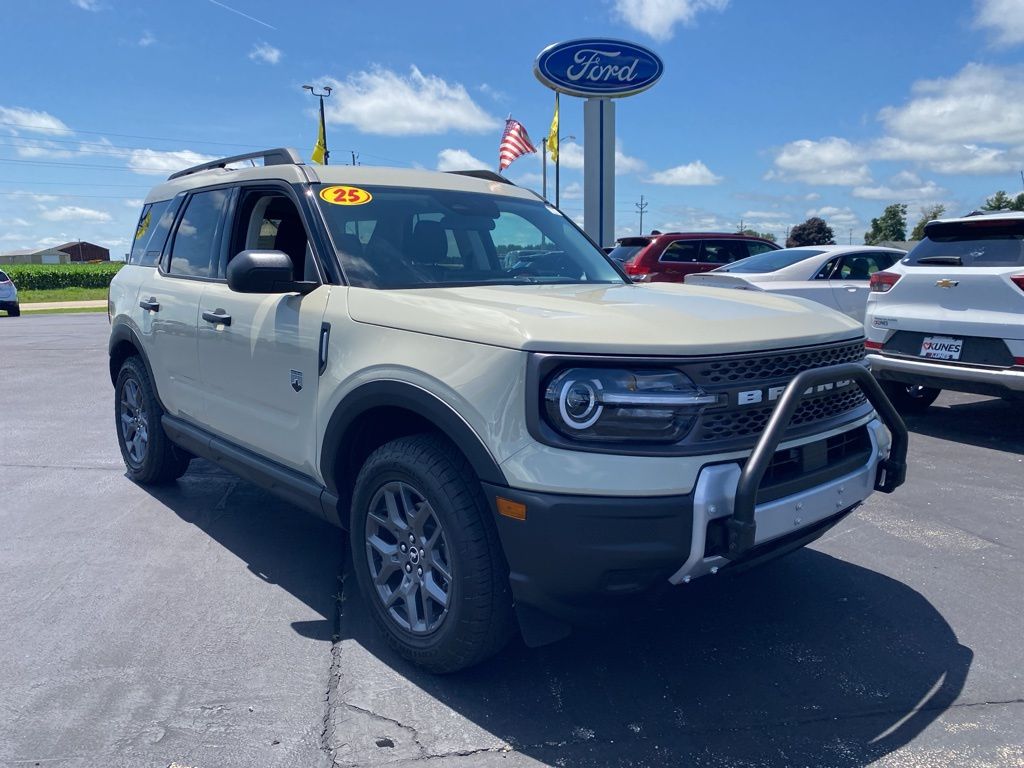 2025 Ford Bronco Sport Big Bend photo 2