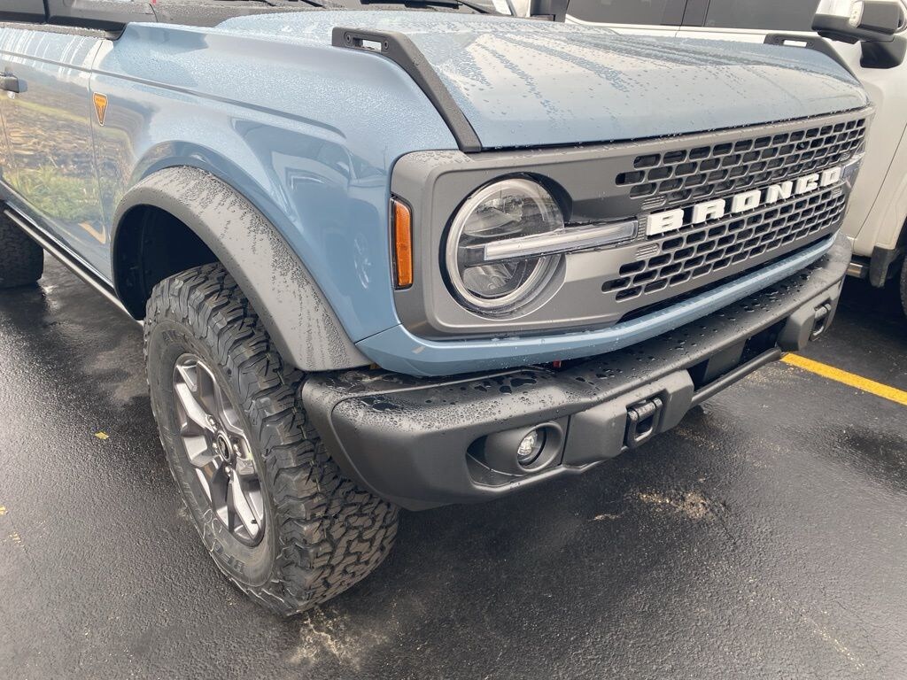 New 2025 Ford Bronco Badlands SUV