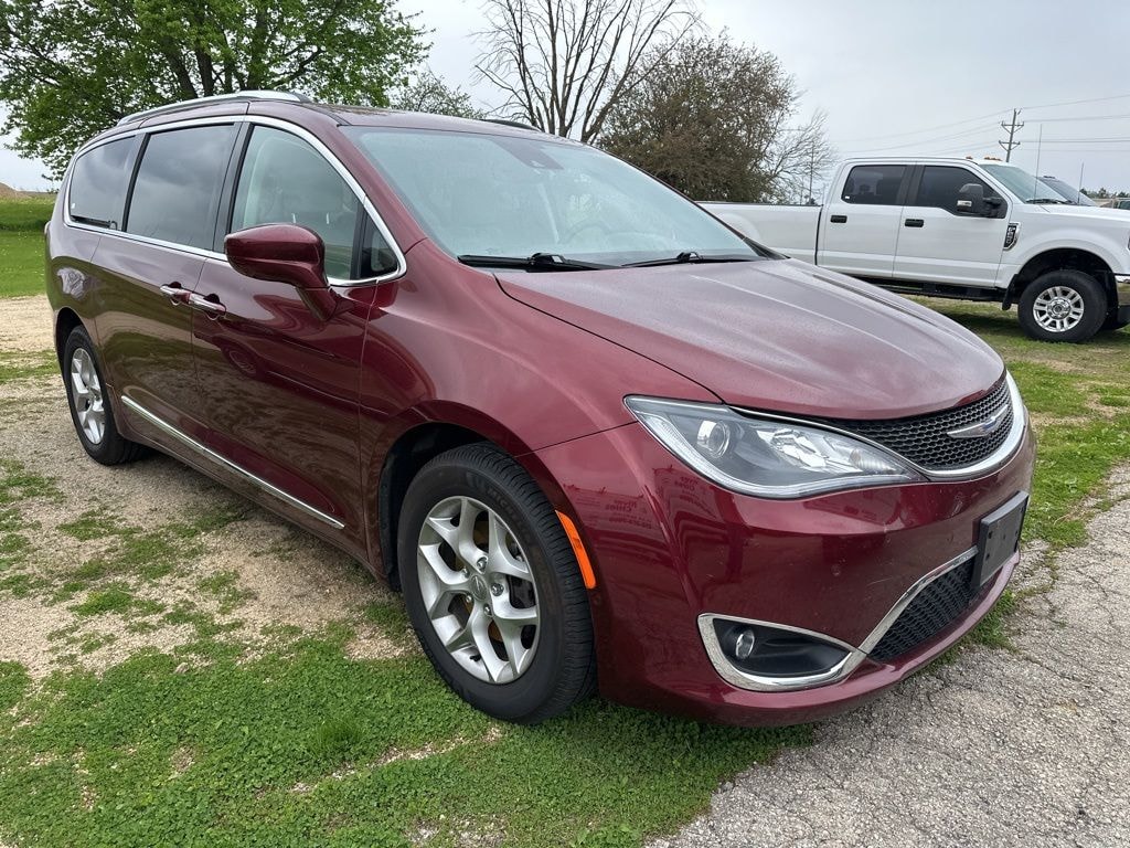 Certified 2019 Chrysler Pacifica Touring L Minivan/Van