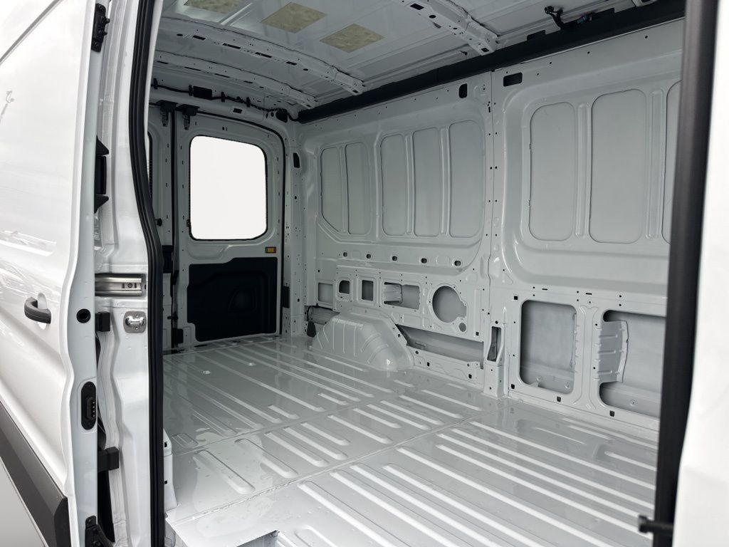 2026 Ford Transit Van Base - Photo 25