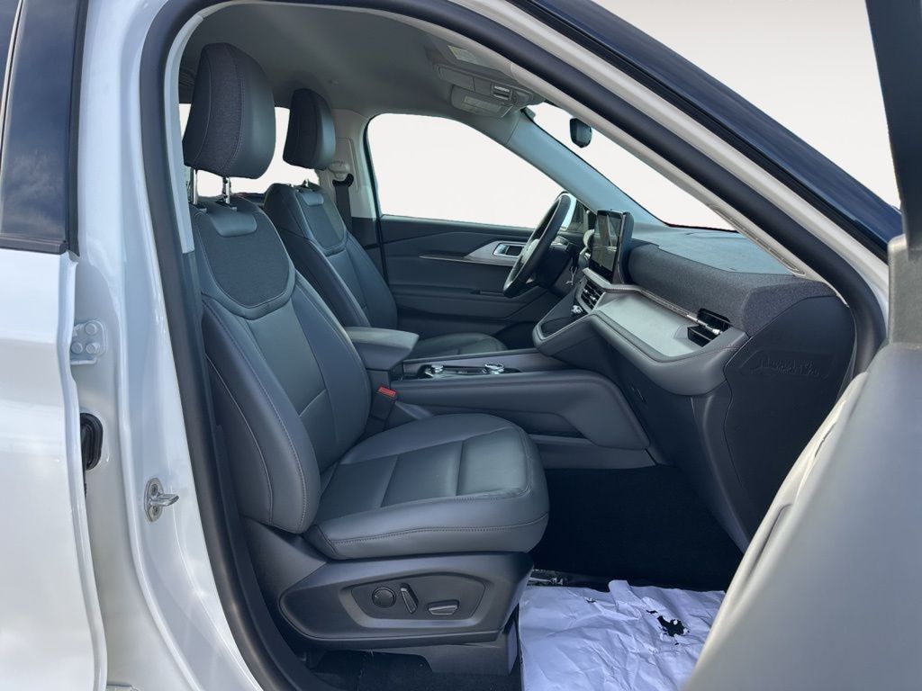 2026 Ford Explorer Active - Photo 39