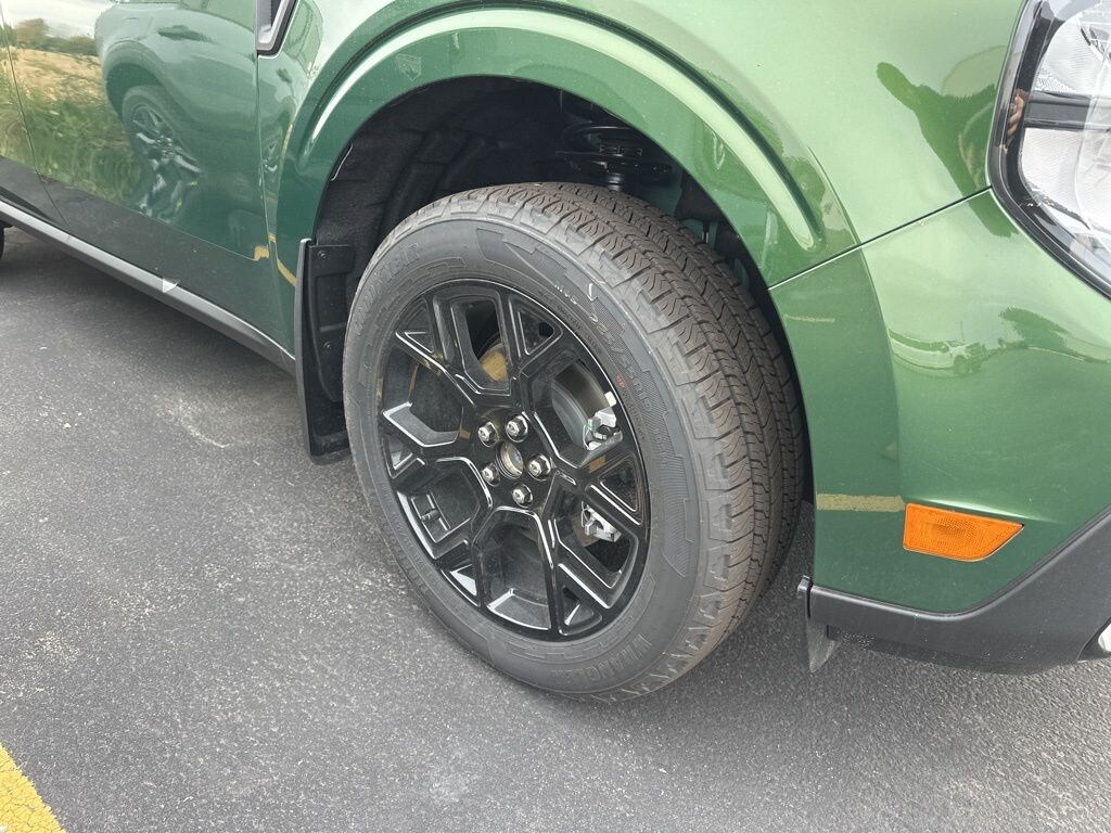 New 2025 Ford Maverick XLT Truck