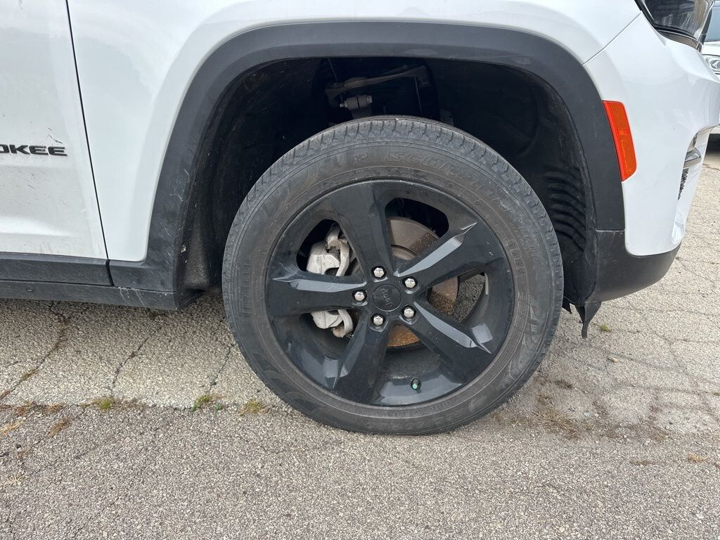 Used 2023 Jeep Grand Cherokee Limited SUV