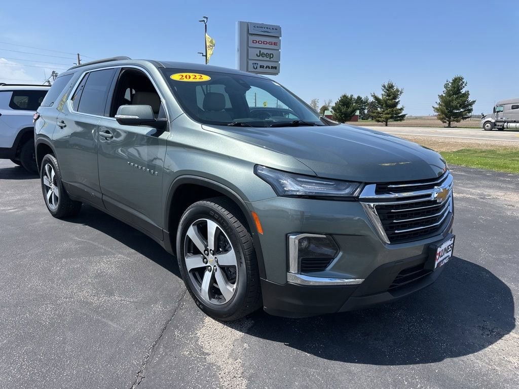 Used 2022 Chevrolet Traverse LT Leather SUV