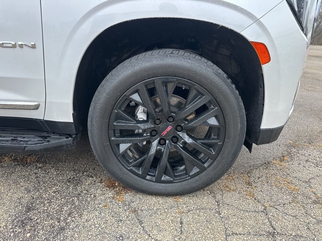 Used 2023 GMC Yukon SLT SUV