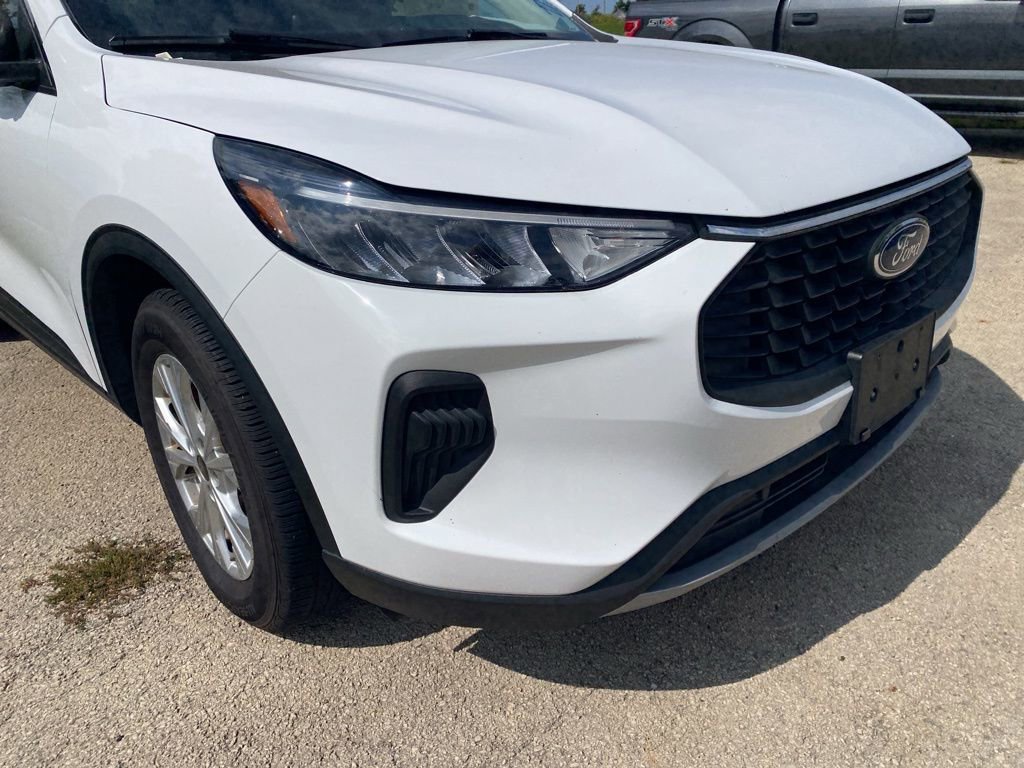 2023 Ford Escape Active photo 2