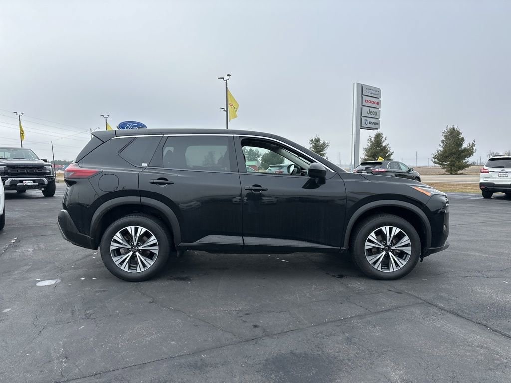 Used 2023 Nissan Rogue SV