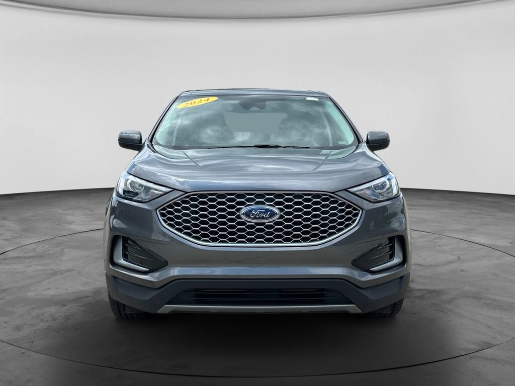 Used 2024 Ford Edge SEL