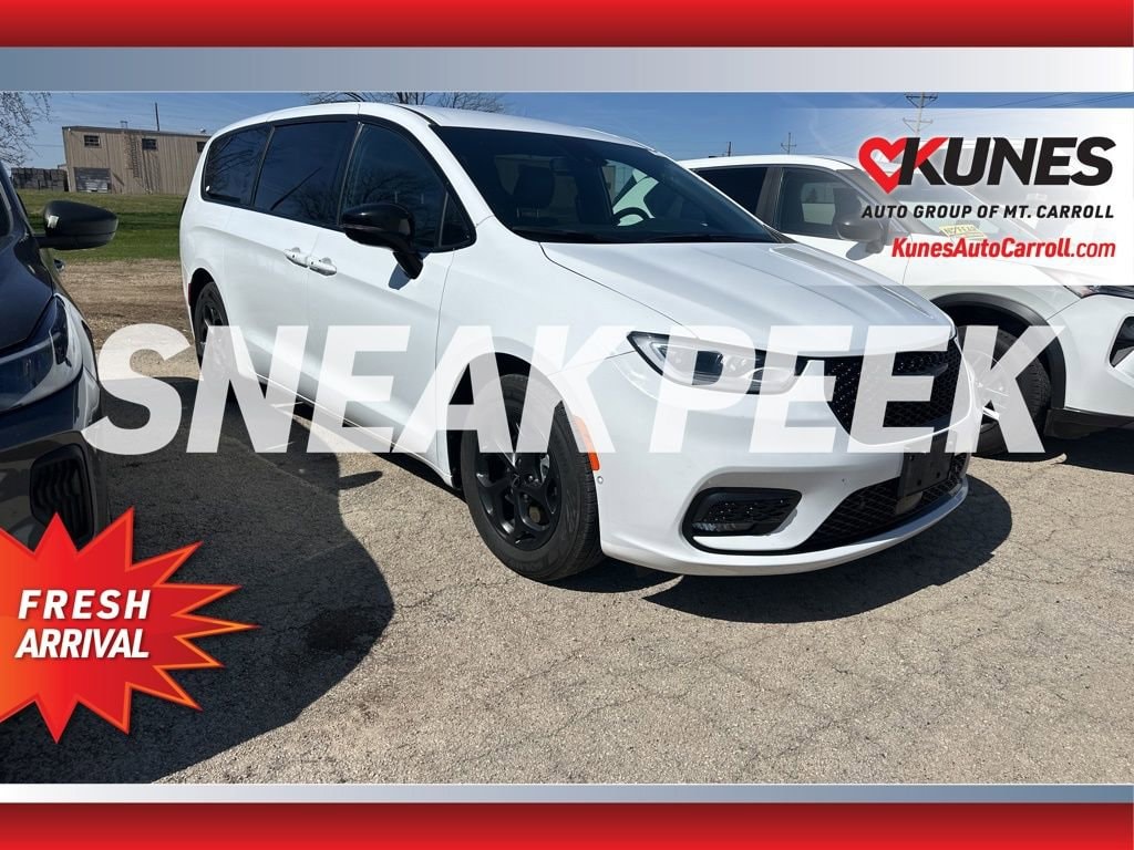 Used 2024 Chrysler Pacifica Hybrid S Appearance Pkg