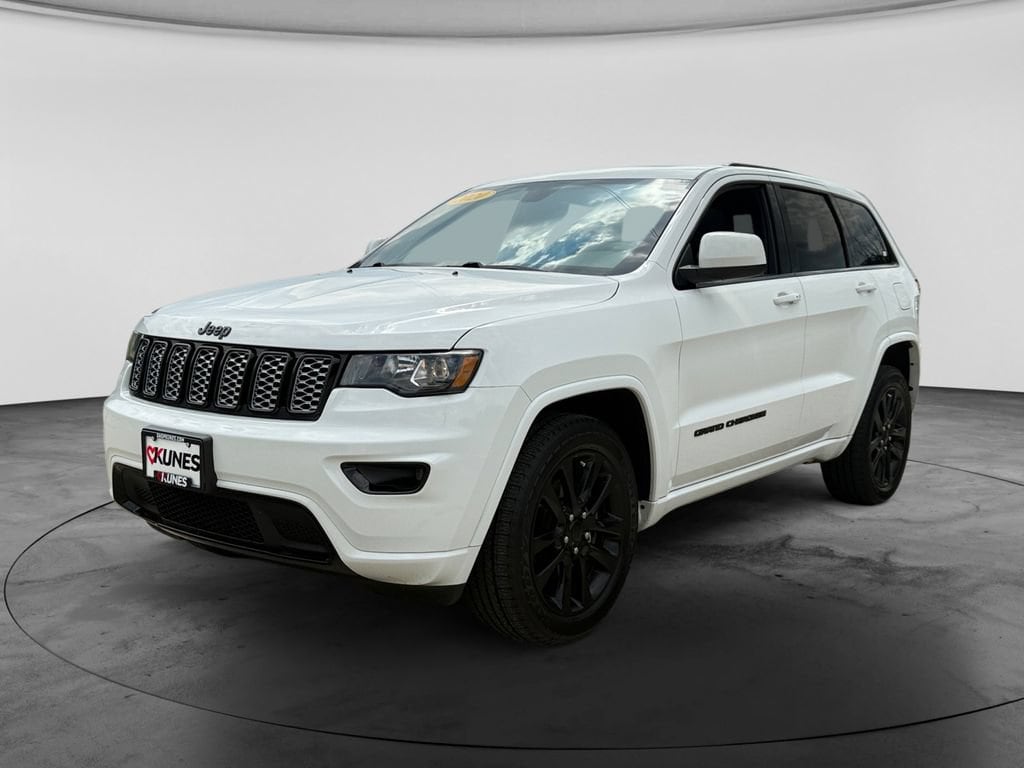 Used 2020 Jeep Grand Cherokee Altitude