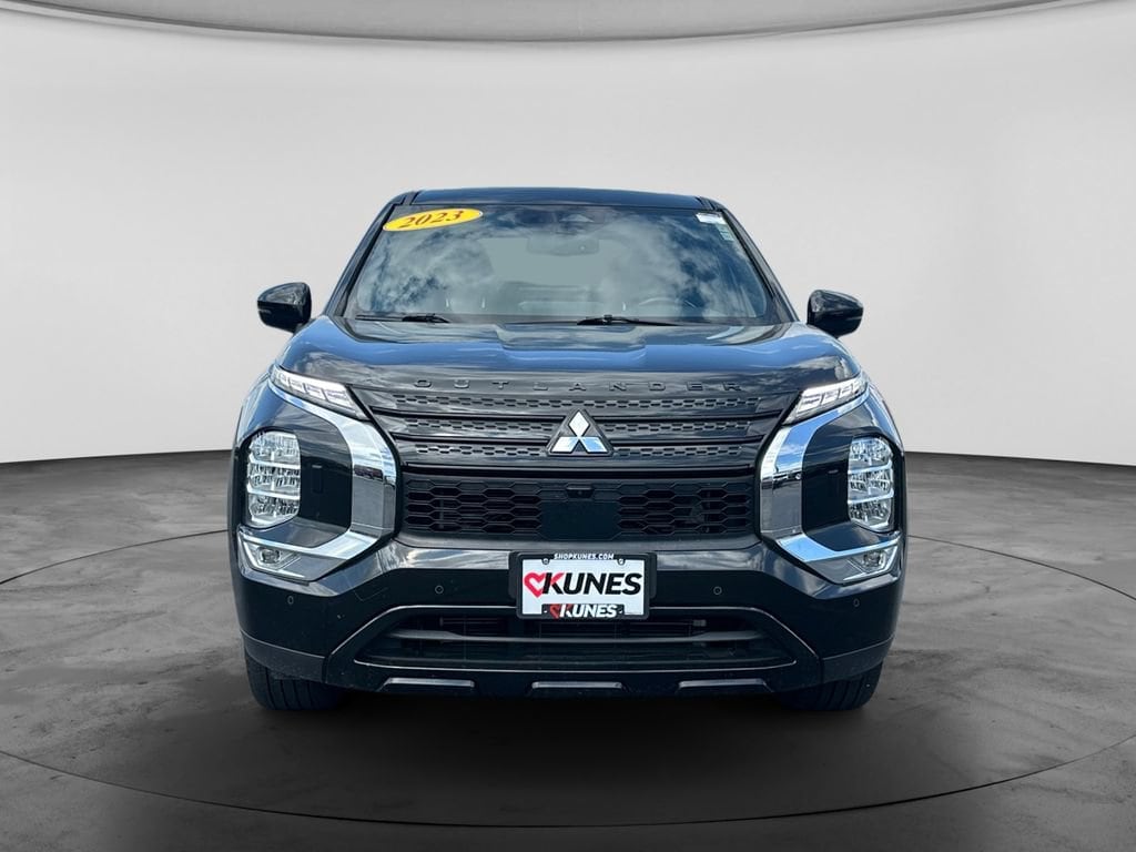 Used 2023 Mitsubishi Outlander SEL